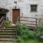Il Poggio Degli Scoiattoli Bed and Breakfast 3*