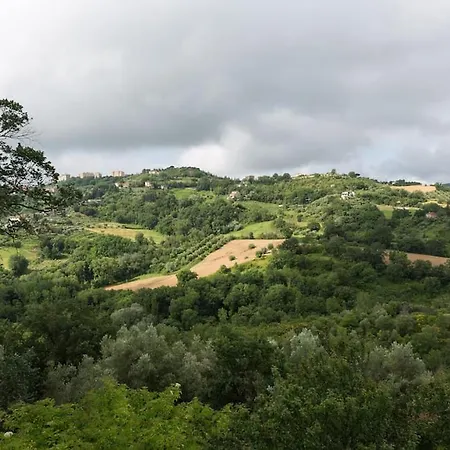 Il Poggio Degli Scoiattoli B&B 페루자